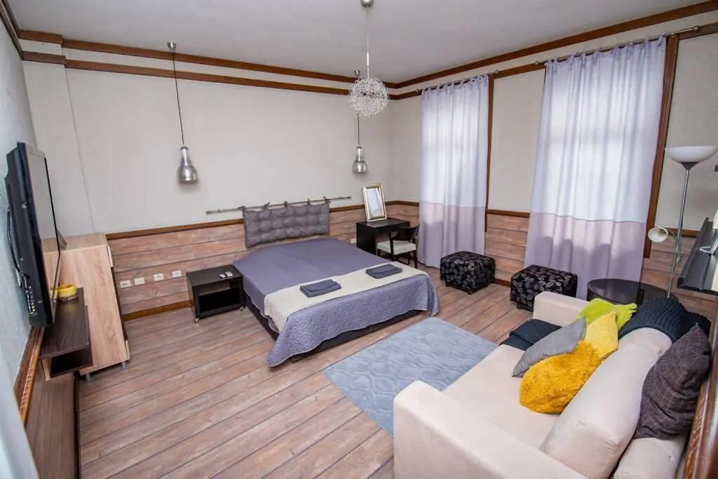 Huge Stylish Apartment Monroe 1 / City Centre Filibe
